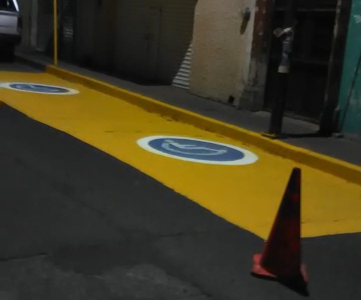 REHABILITAN CAJONES DE ESTACIONAMIENTO PARA PERSONAS CON DISCAPACIDAD